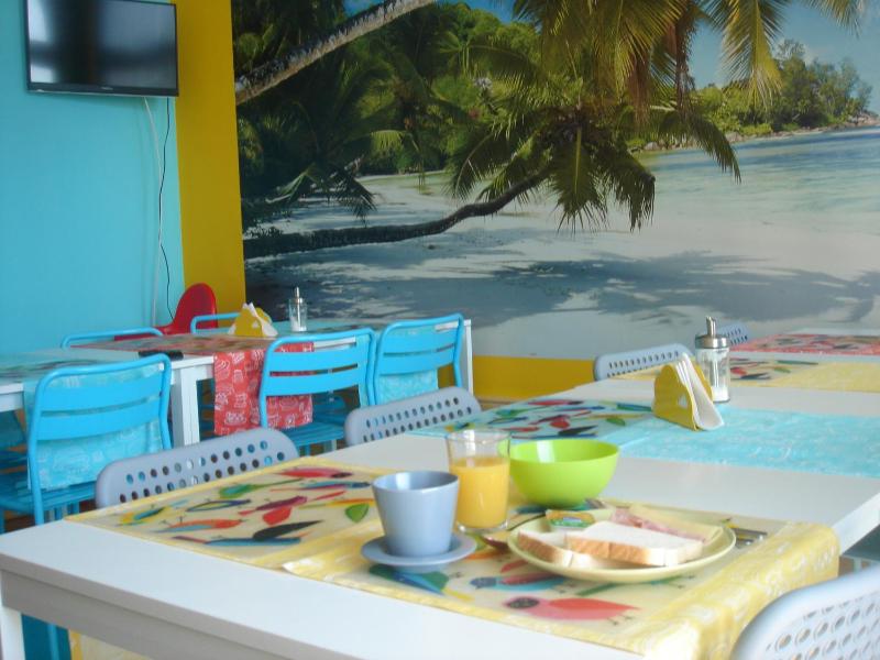 CoolHostel - image 11