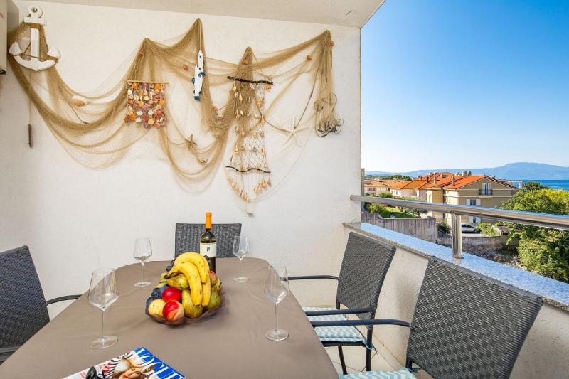 Apartman Pole - image 29