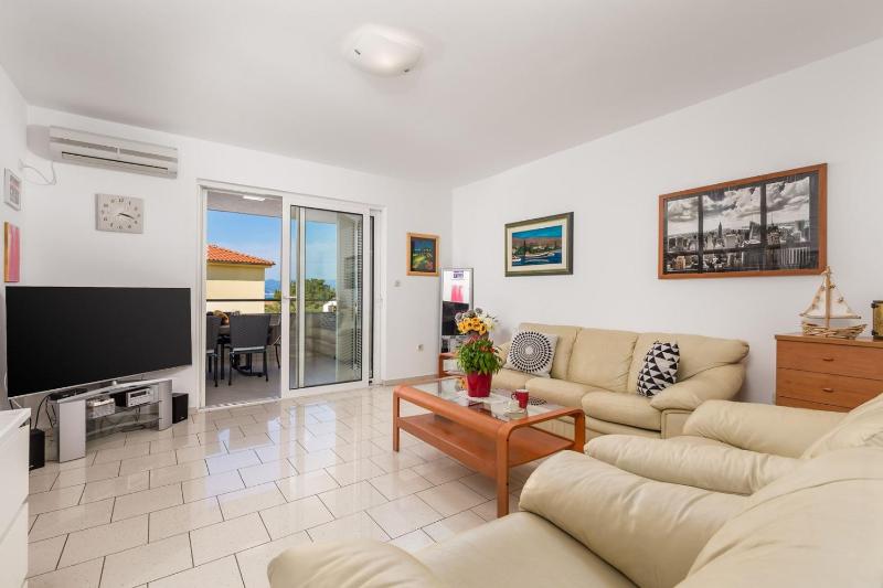 Apartman Pole - image 26