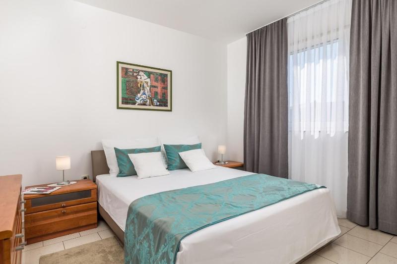 Apartman Pole - image 16