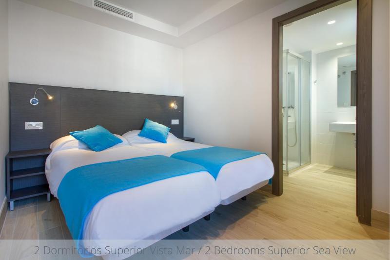 Superior Two-Bedroom Apartment with Sea View image 4