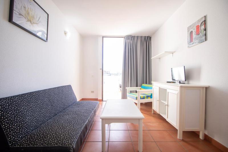 Apartment with Sea View image 3