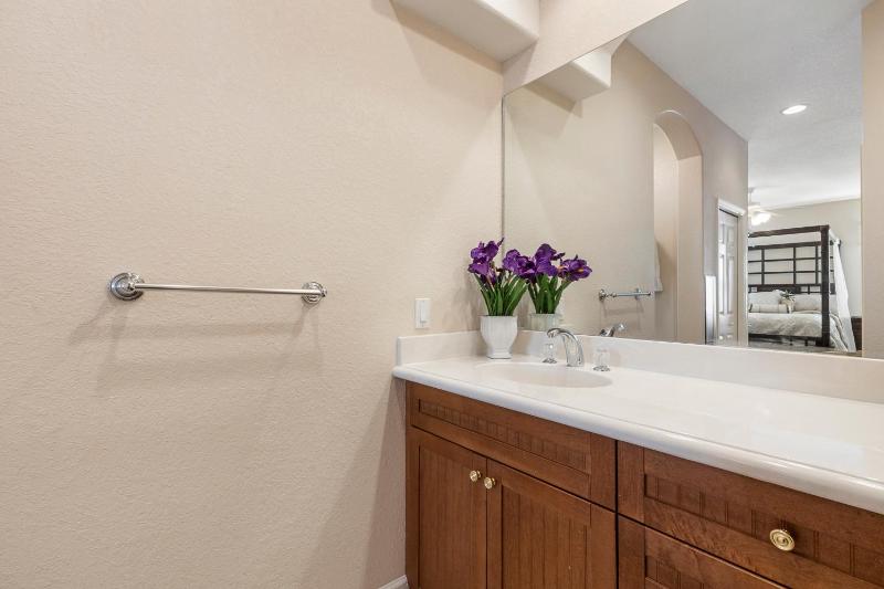 Siesta Avenida Townhome 5208 - image 3