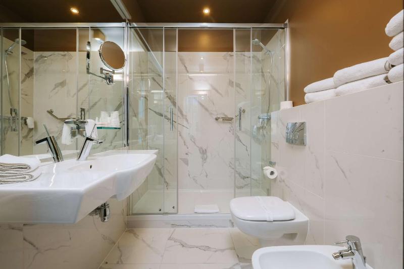 Family room with access to the wellness and fitness area image 2