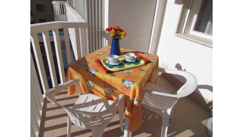 Apartment image 3