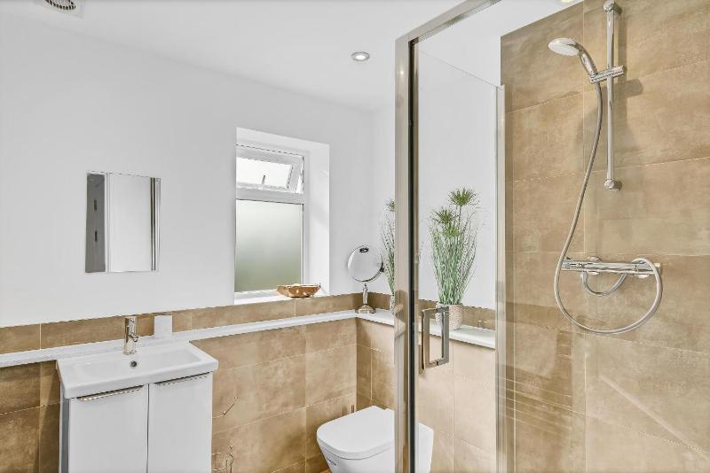 Two-Bedroom Apartment image 3