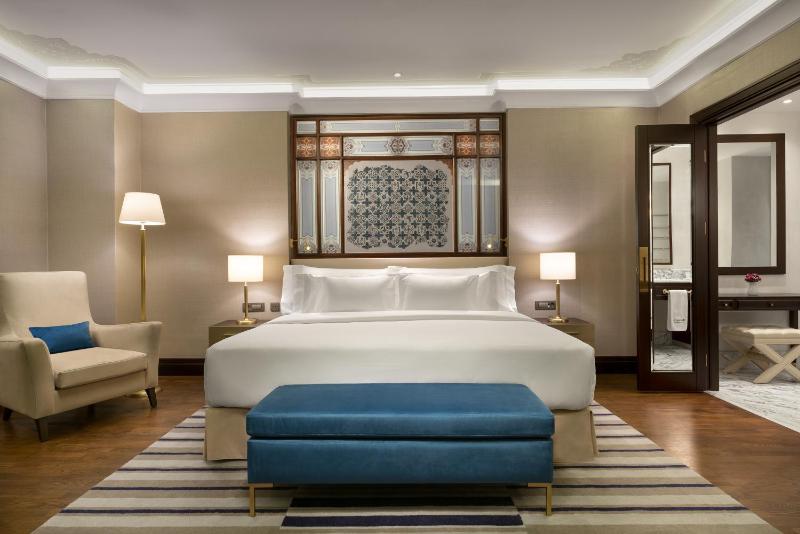 Junior Suite image 3