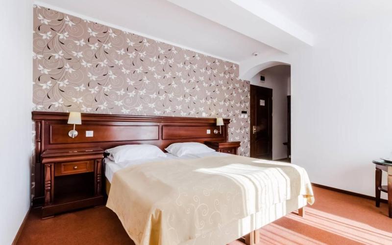 Standard Twin/Double Room image 2