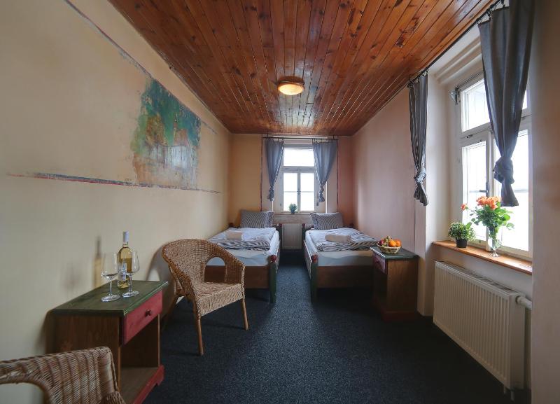 Quadruple Room image 4