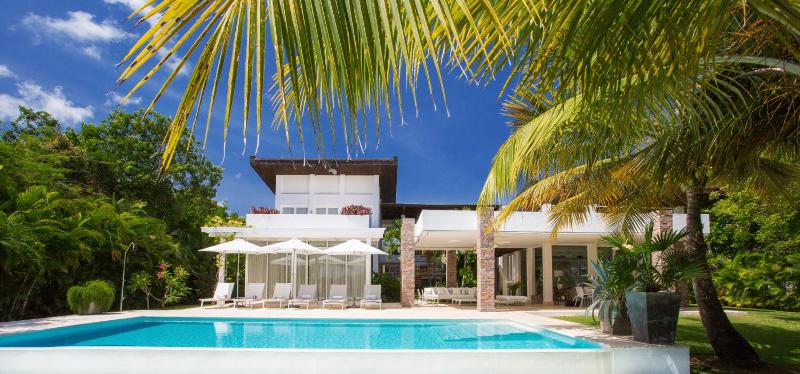 Unbelievable Villa with Pool - Perfect Family Vacay - image 28