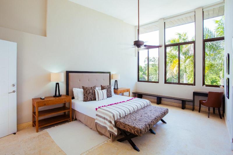 Unbelievable Villa with Pool - Perfect Family Vacay - image 33