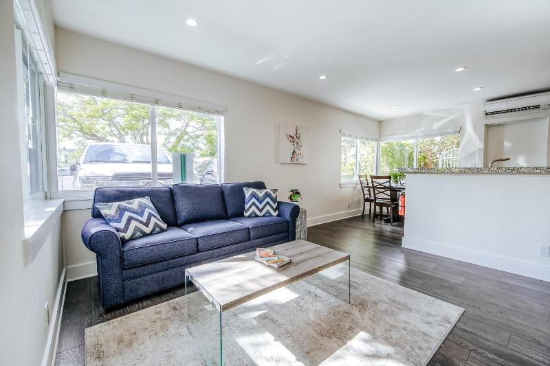 One Bedroom Apartment image 3
