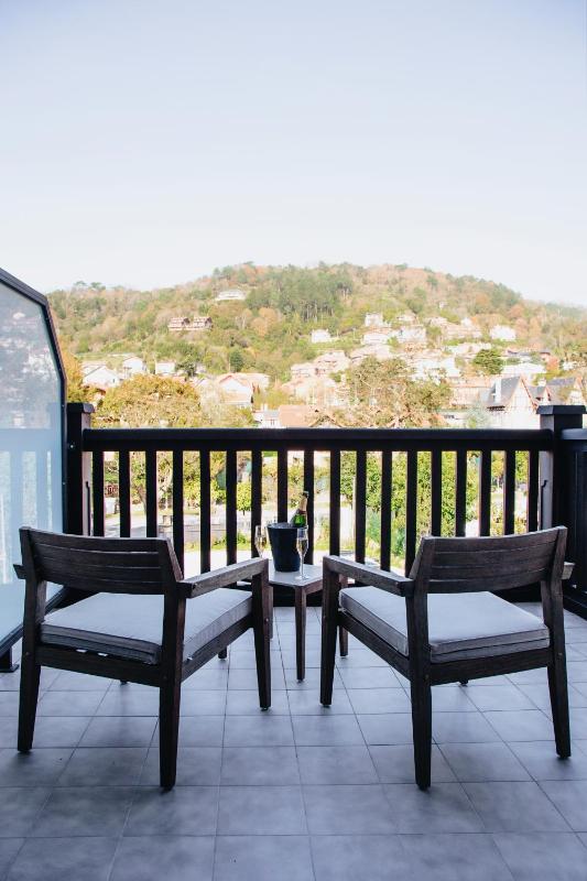 Deluxe Double Room with Terrace and Mountain View image 1