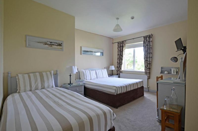Property 374 - Ballyconneely - image 13