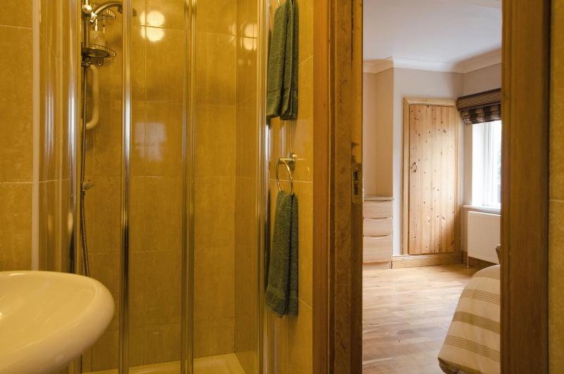 Property 374 - Ballyconneely - image 12