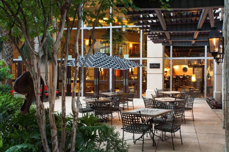 Hotel Contessa- Luxury Suites on the Riverwalk - image 6