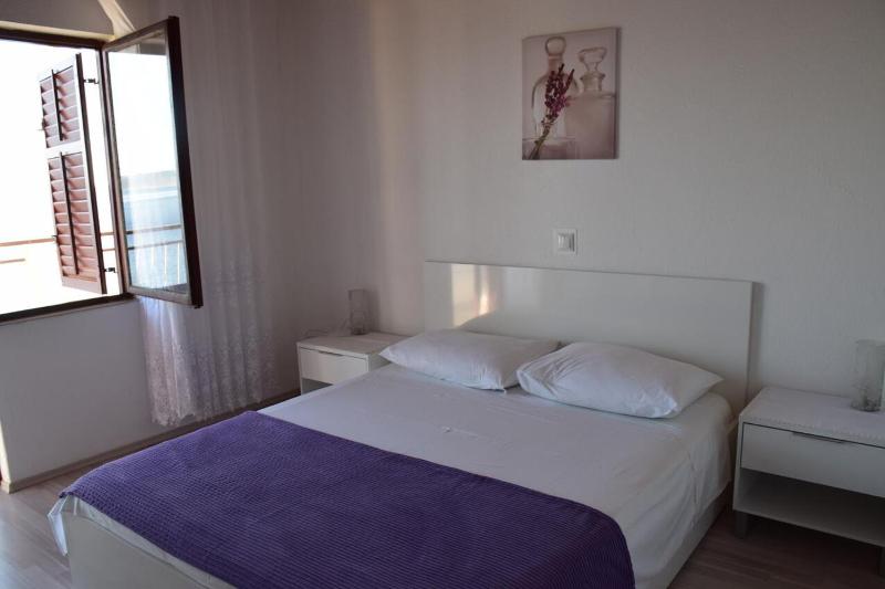 Two-Bedroom Apartment with Terrace and Sea View image 3