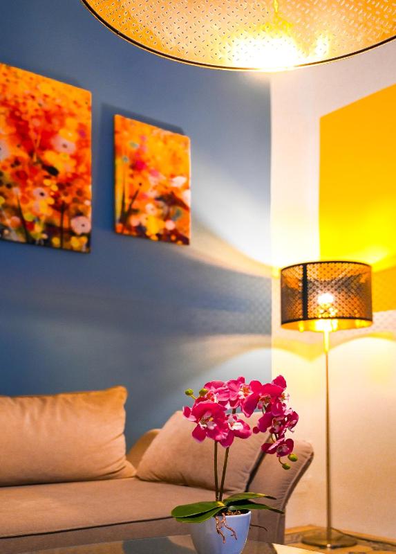 One-Bedroom Apartment image 3