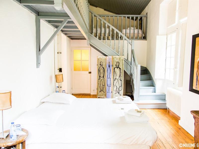 Quadruple Room with Private Bathroom image 1