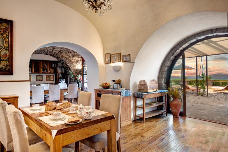 Villa image 4