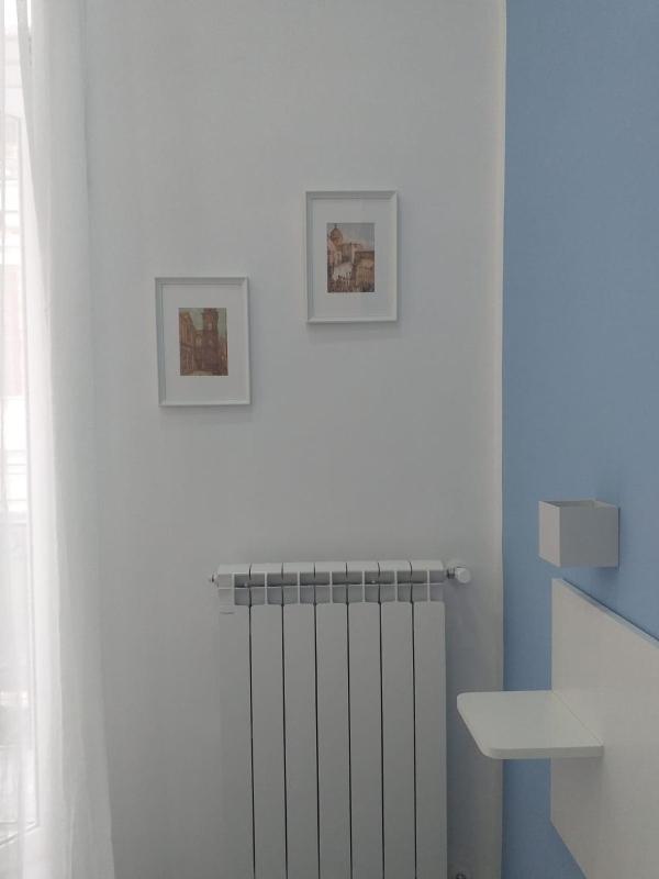 Deluxe Double Room with Balcony image 4