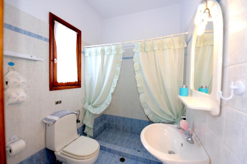 Double or Twin Room with Sea View image 4