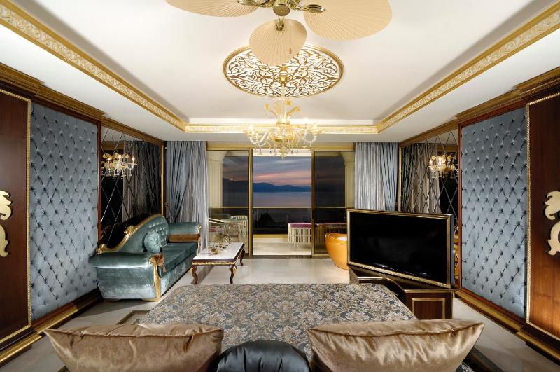 Deluxe Room Upper Floor image 2