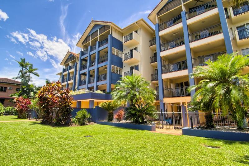 North Cove Waterfront Suites - image 9