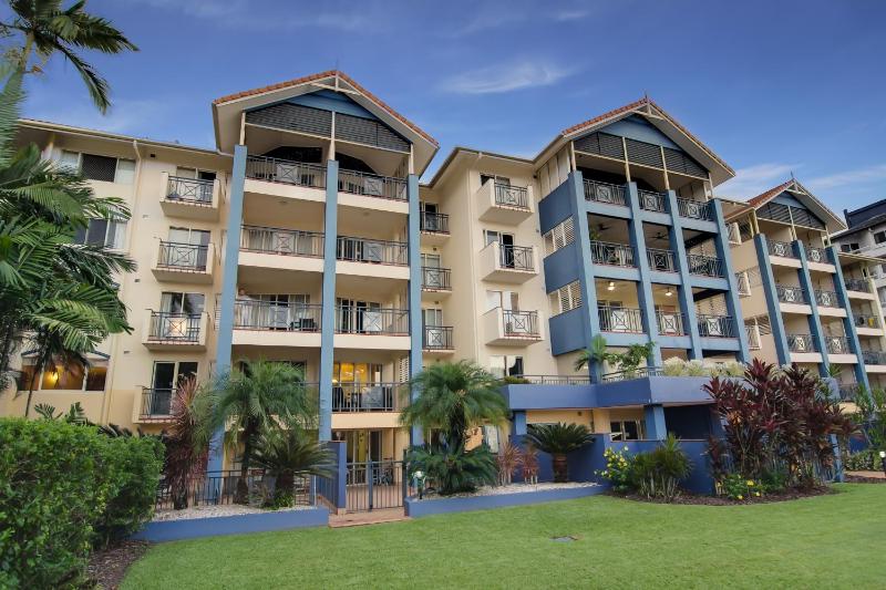 North Cove Waterfront Suites - image 6