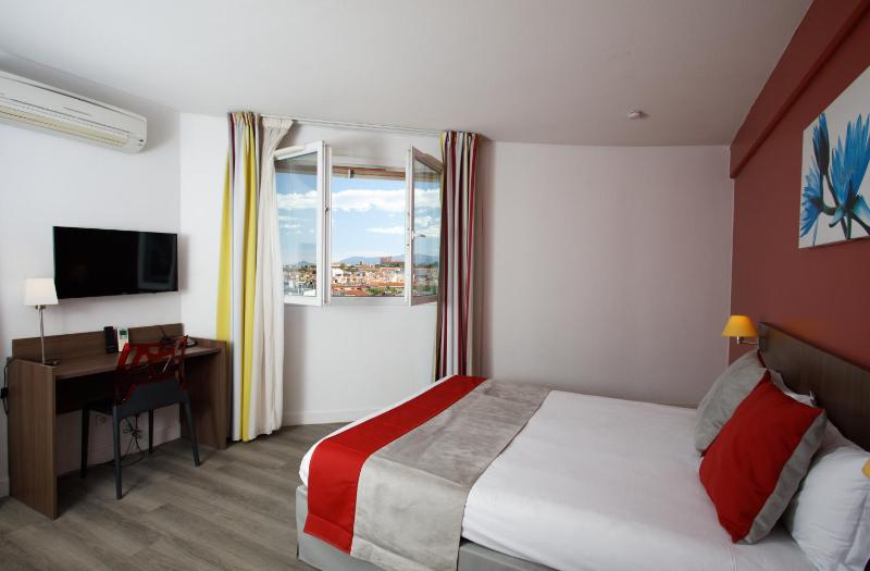 Comfort Studio Double with Balcony image 3