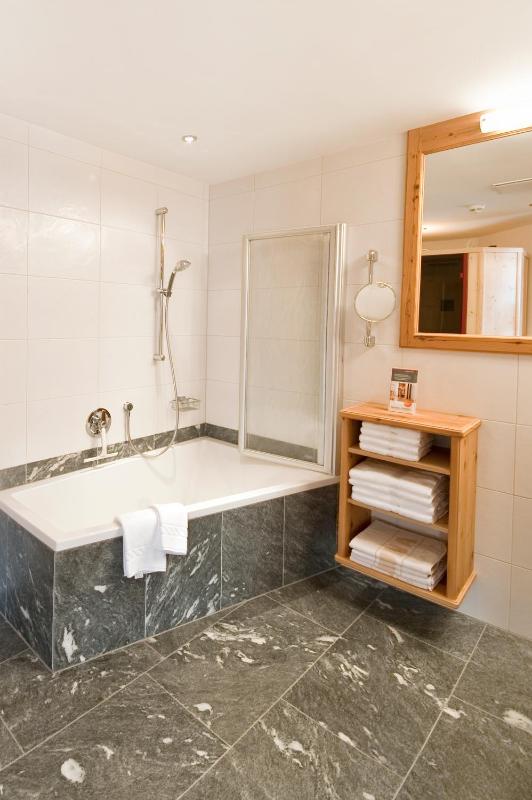 Three-Bedroom Apartment image 3