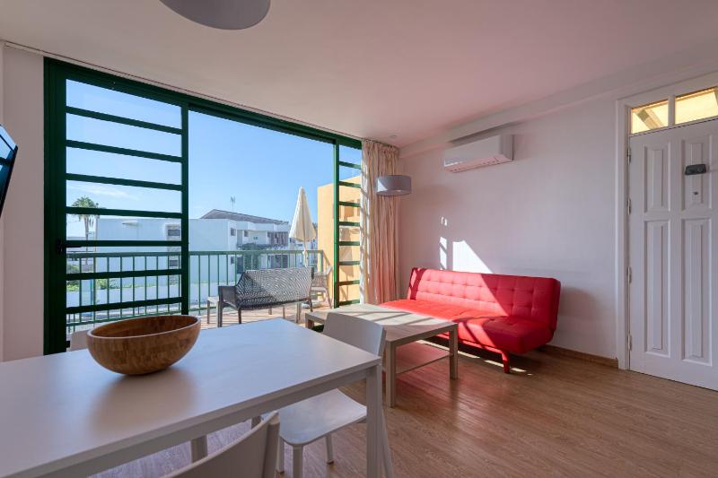 Apartamentos Cordial Judoca Beach - image 10