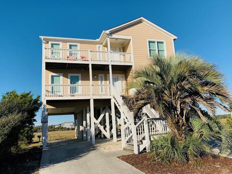 Five-Bedroom House image 3