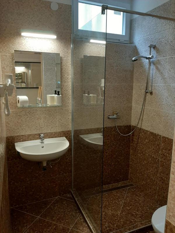 Superior Double or Twin Room with Terrace image 4
