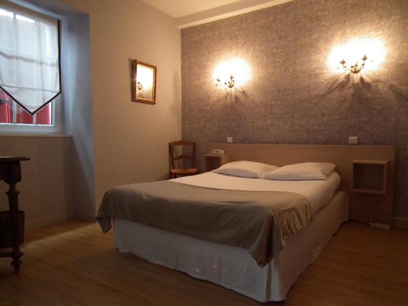 Double Room image 2