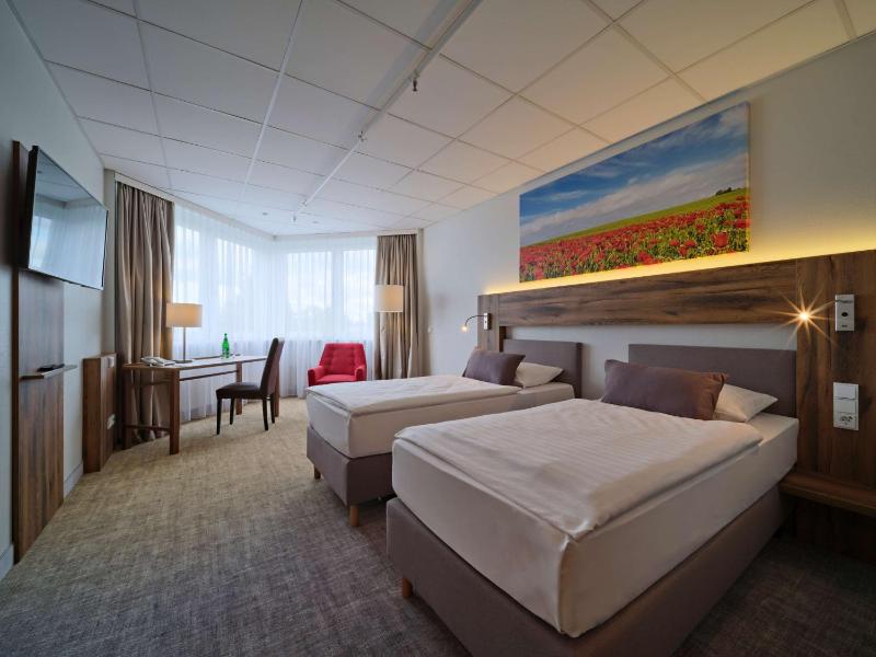 Double Room Oriel image 1