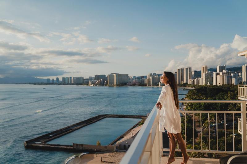 Kaimana Beach Hotel - image 16
