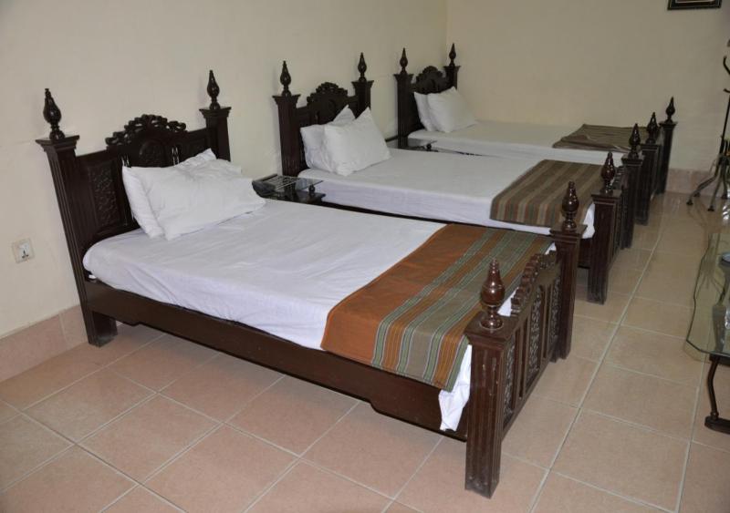 Step inn Hotel Sukkur - image 7