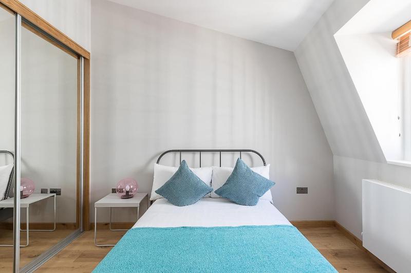 Three-Bedroom Apartment image 4