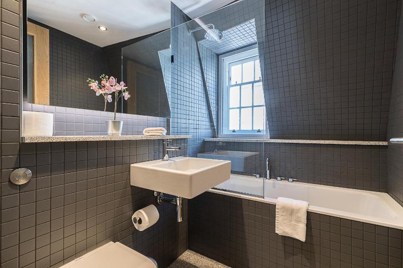 Three-Bedroom Apartment image 2