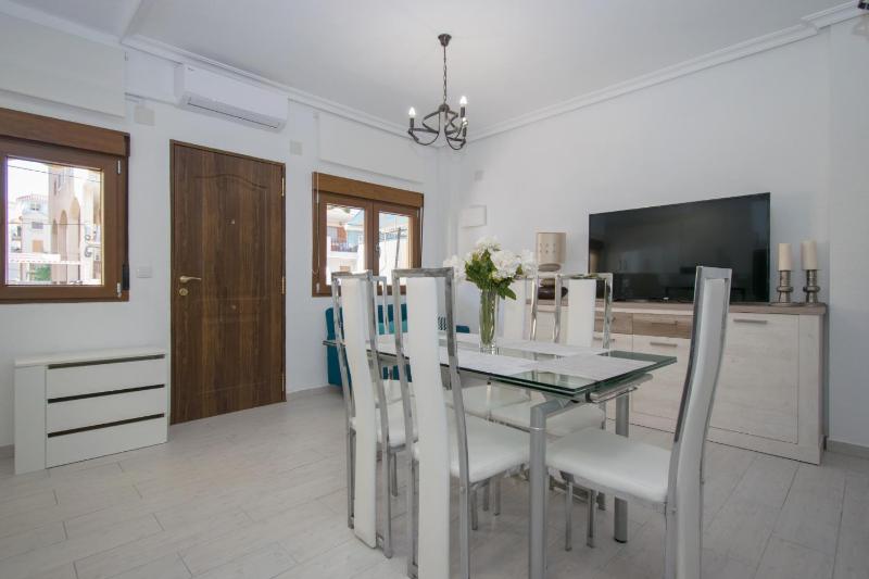 077 Hidden Paradise - Alicante Holiday - image 15
