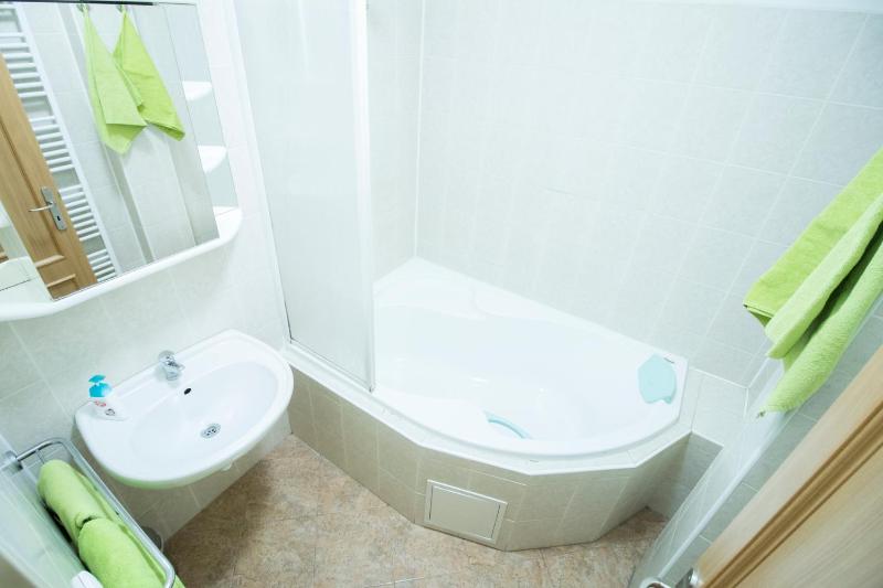 Two-Bedroom Apartment with Balcony image 4