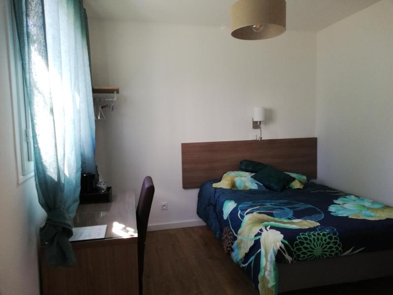 Double Room image 2