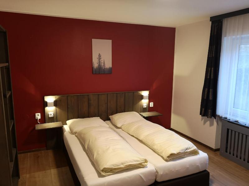 Standard Double Room image 1