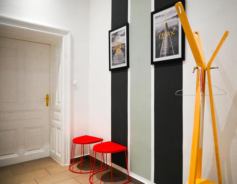 Modern Apartment Wiener Stadthalle - image 8