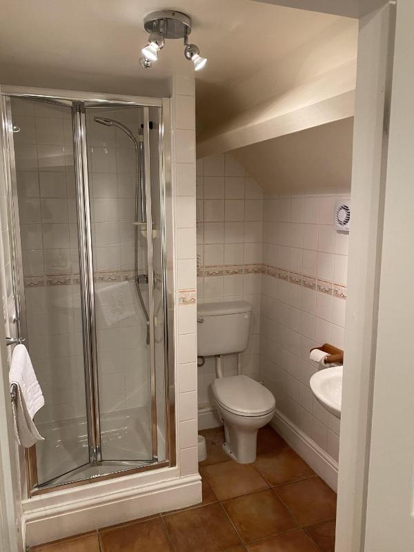 Double Room with Private Bathroom image 2