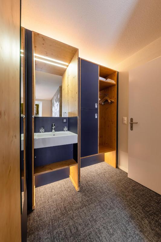 Quadruple Room with Private Bathroom image 2