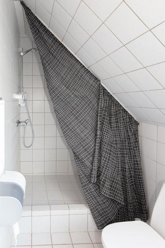 Double Room with Shared Bathroom image 2