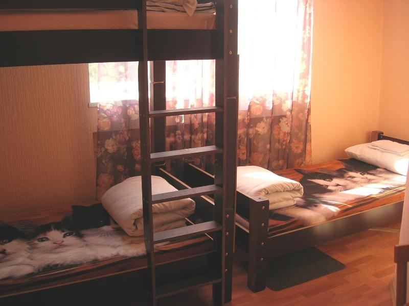 Elizabeth's YH Rooms - image 14