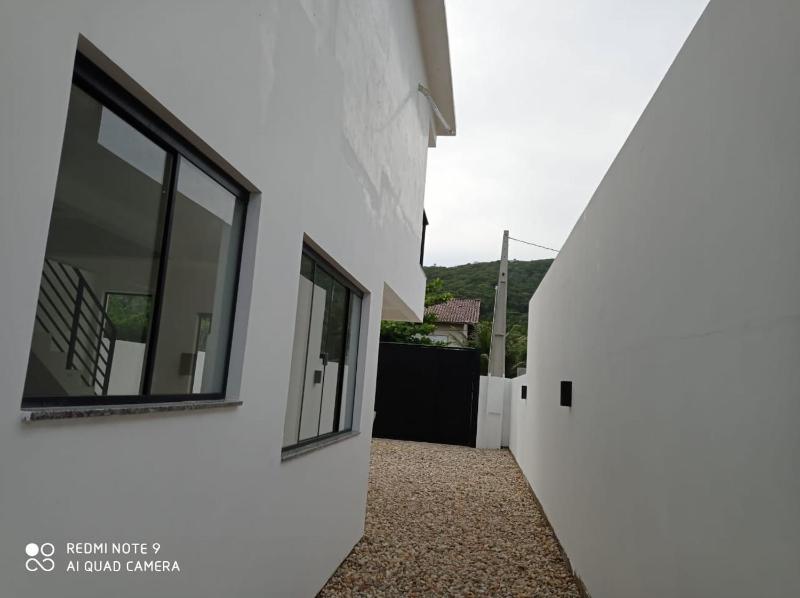 Casa com dois pavimentos nova em Mariscal - image 39